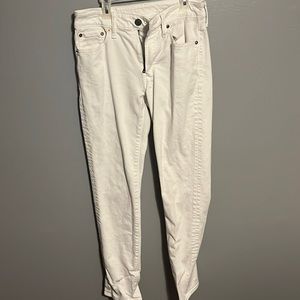 All White American Eagle Jeans (size 29 x 32)
